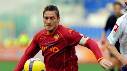 Francesco Totti playing for Roma FC