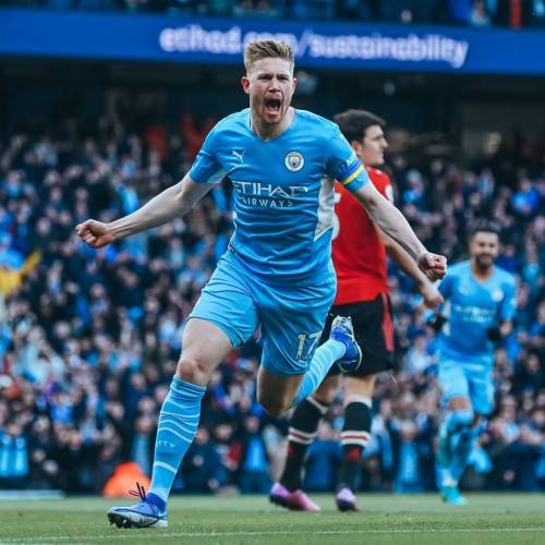 Manchester United's Kevin De Bruyne celebrates