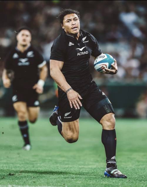 Caleb Clarke running with the ball, after being called back into the All Black squad after a near 2 year absence
