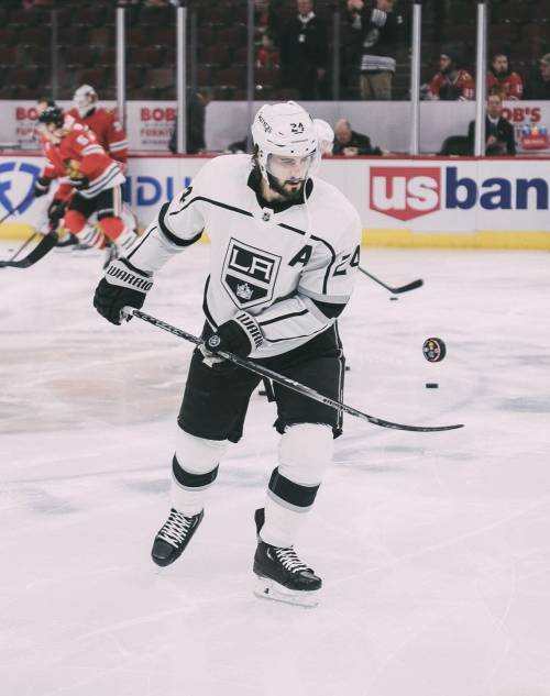 Phil Danault warming up before a game against the Chicago Blackhawks