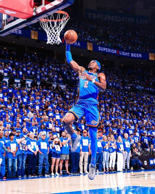Shai Gilgeous-Alexander in action for the Oklahoma City Thunder