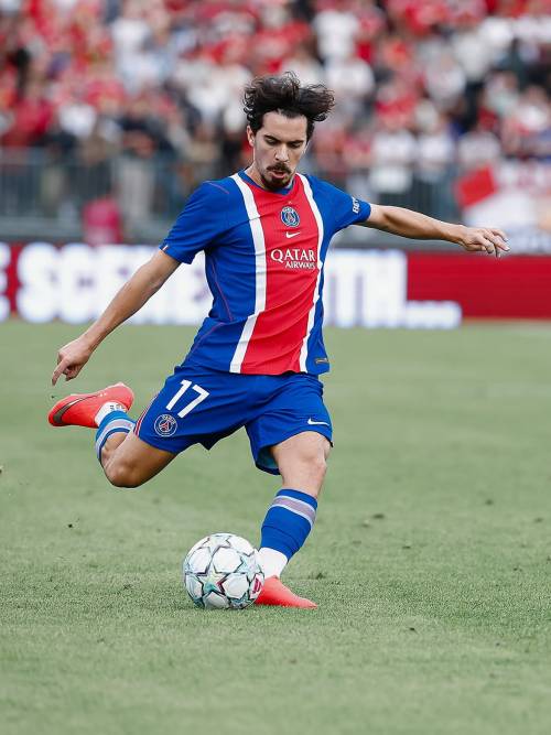 Vitinha in action for PSG